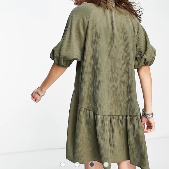 Topshop textured chuck on mini shirt dress in khaki. Great condition. Size 6. - Picture 3 of 8